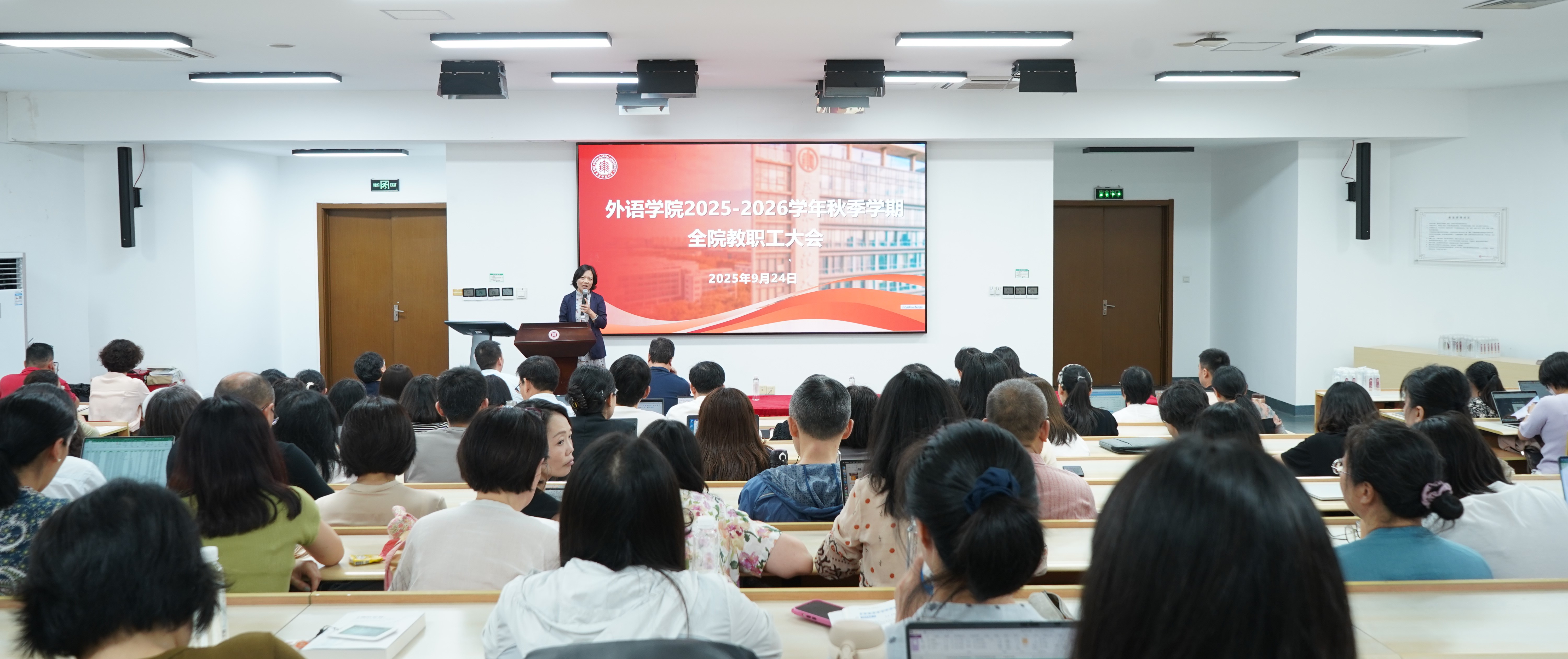 从“加速”向“突破”前进：ag平台...